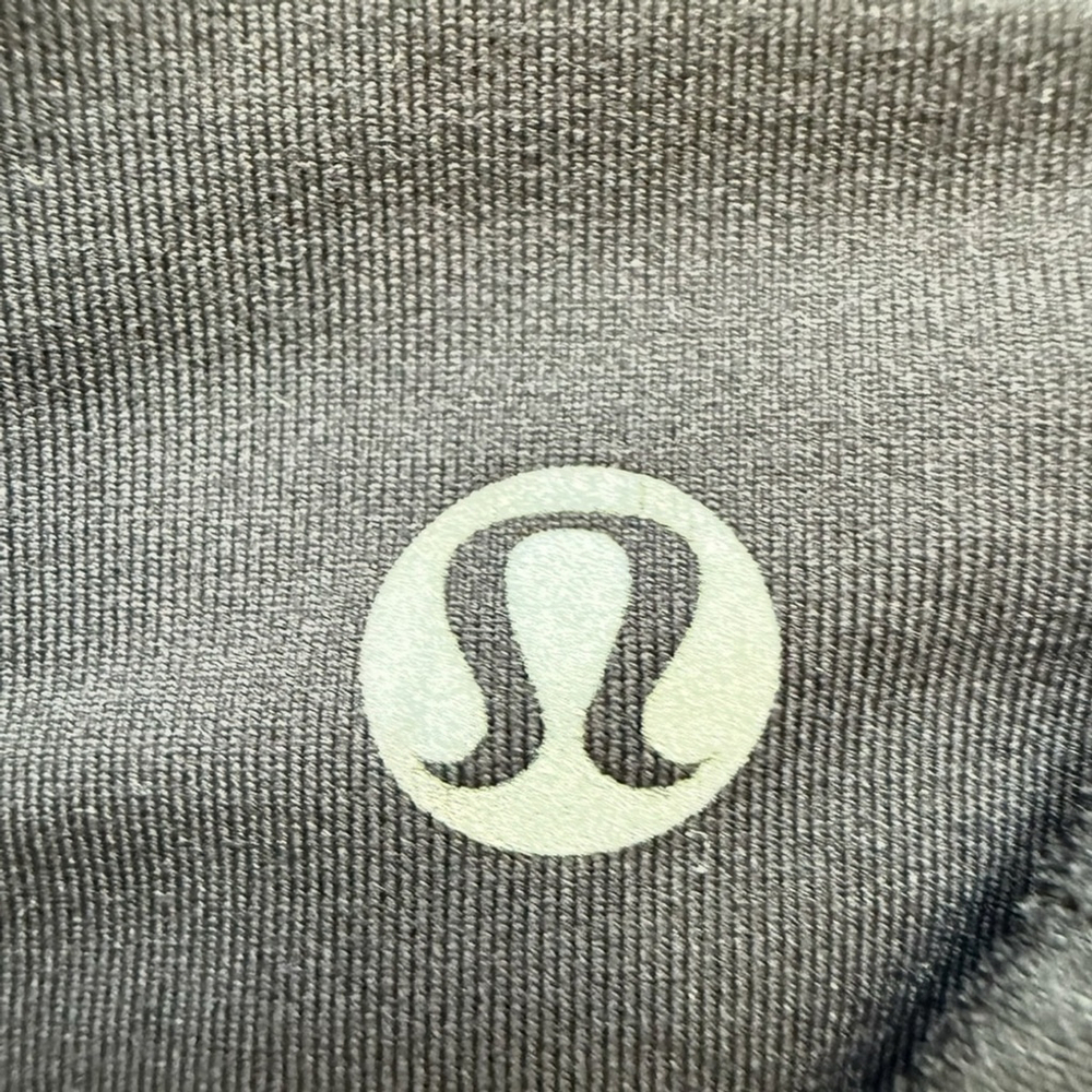 Lululemon Black Inner Heart Sports Bra Size 4 Activewear Athleisure Workout Gym - Picture 5 of 6